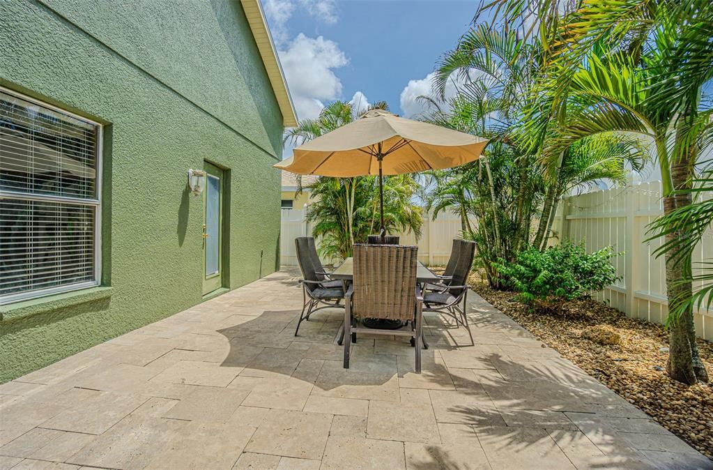 En Venta: $499,000 (4 camas, 3 baños, 2429 Pies cuadrados)