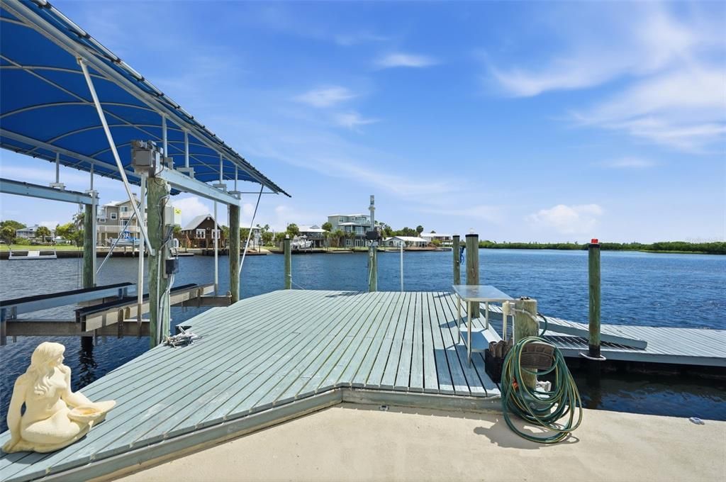 For Sale: $824,900 (2 beds, 2 baths, 1664 Square Feet)