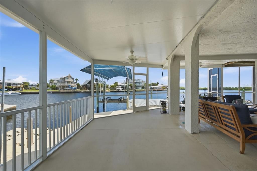 For Sale: $824,900 (2 beds, 2 baths, 1664 Square Feet)