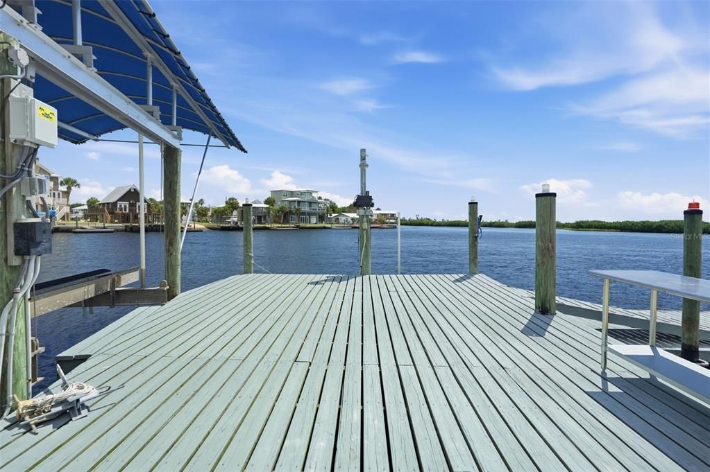 For Sale: $824,900 (2 beds, 2 baths, 1664 Square Feet)