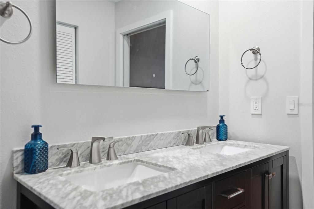 For Sale: $824,900 (2 beds, 2 baths, 1664 Square Feet)
