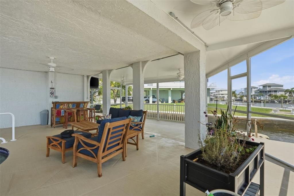 For Sale: $824,900 (2 beds, 2 baths, 1664 Square Feet)