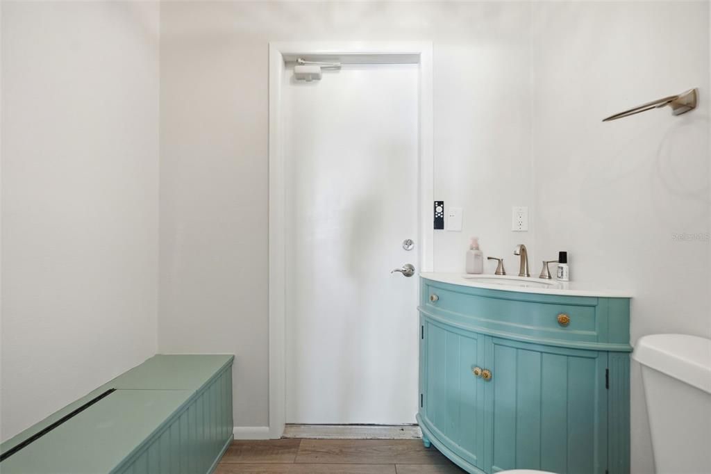 For Sale: $824,900 (2 beds, 2 baths, 1664 Square Feet)