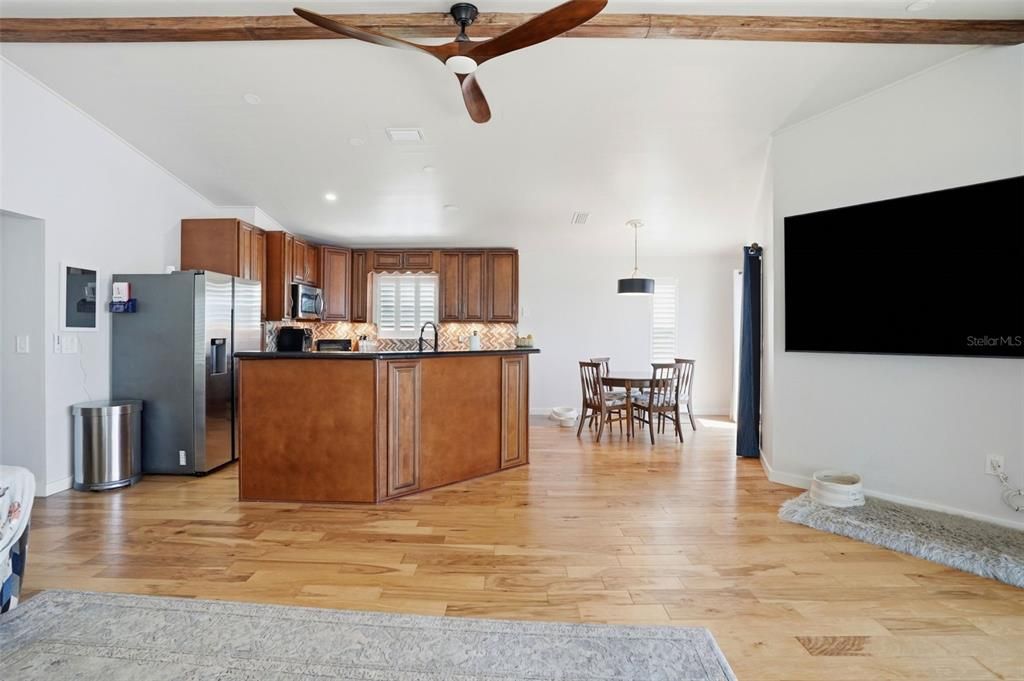 For Sale: $824,900 (2 beds, 2 baths, 1664 Square Feet)