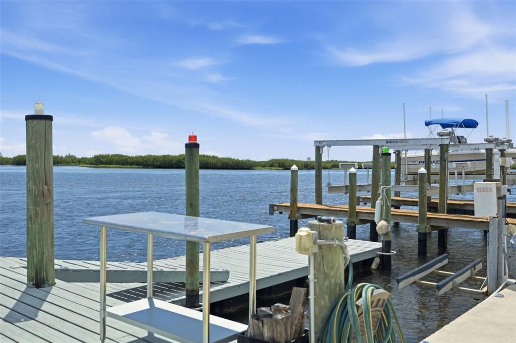 For Sale: $824,900 (2 beds, 2 baths, 1664 Square Feet)