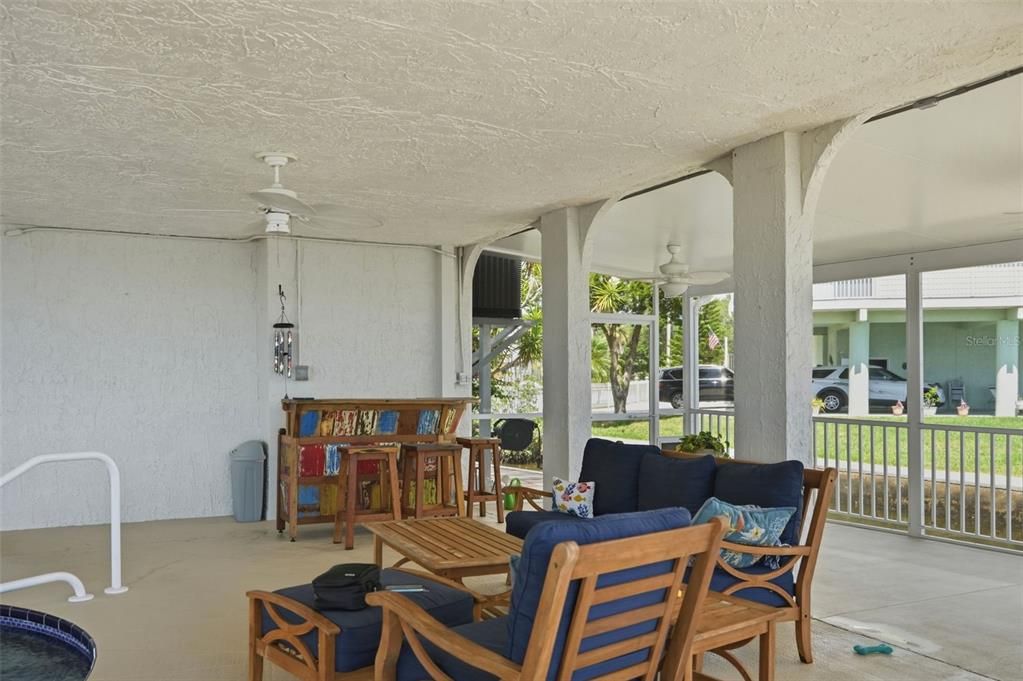 For Sale: $824,900 (2 beds, 2 baths, 1664 Square Feet)