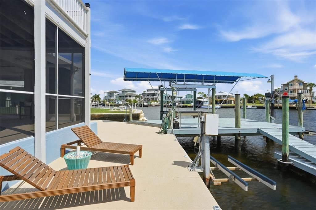 For Sale: $824,900 (2 beds, 2 baths, 1664 Square Feet)