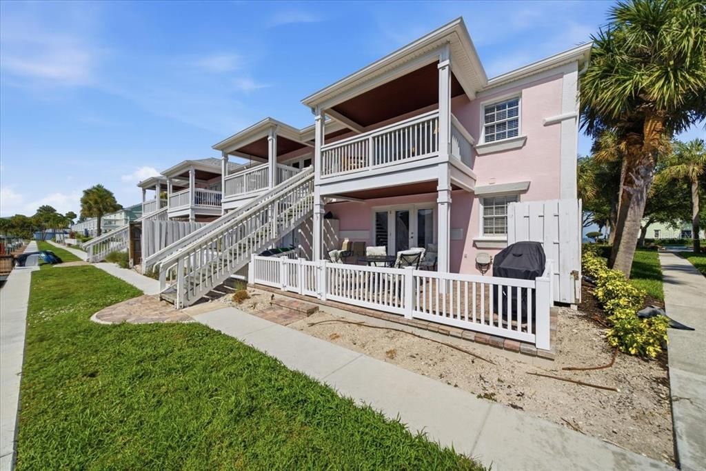 : $199,900 (1 спален, 1 ванн, 562 Квадратных фут)
