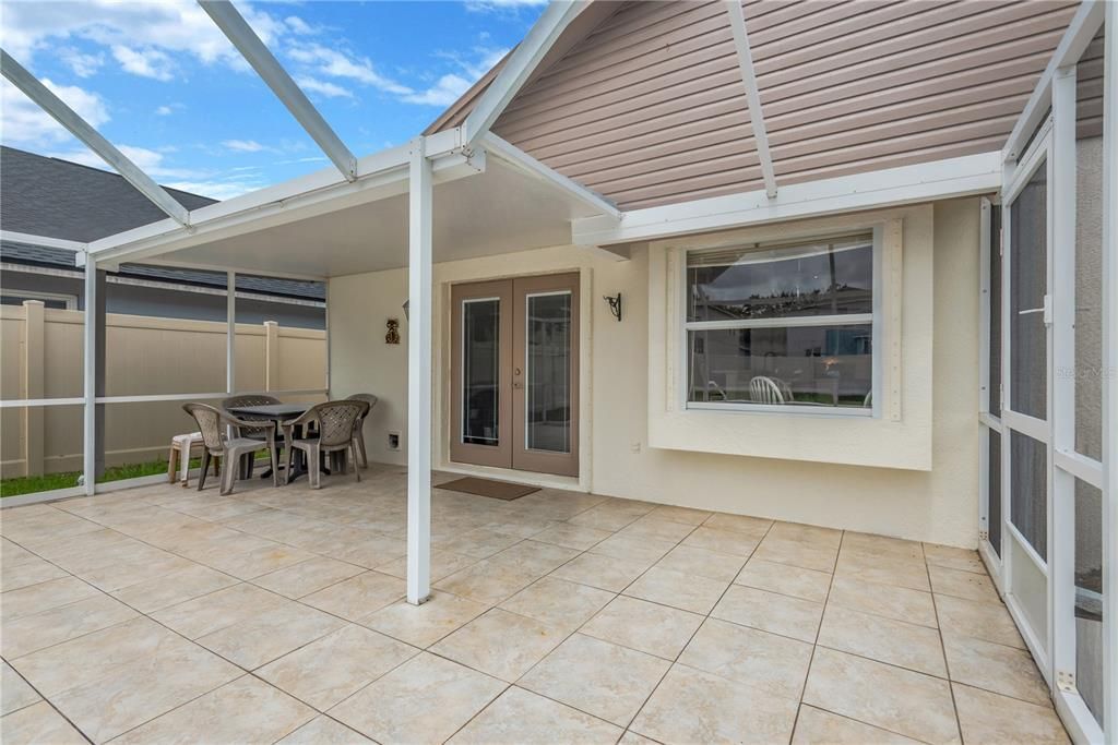 For Sale: $365,000 (4 beds, 2 baths, 1476 Square Feet)