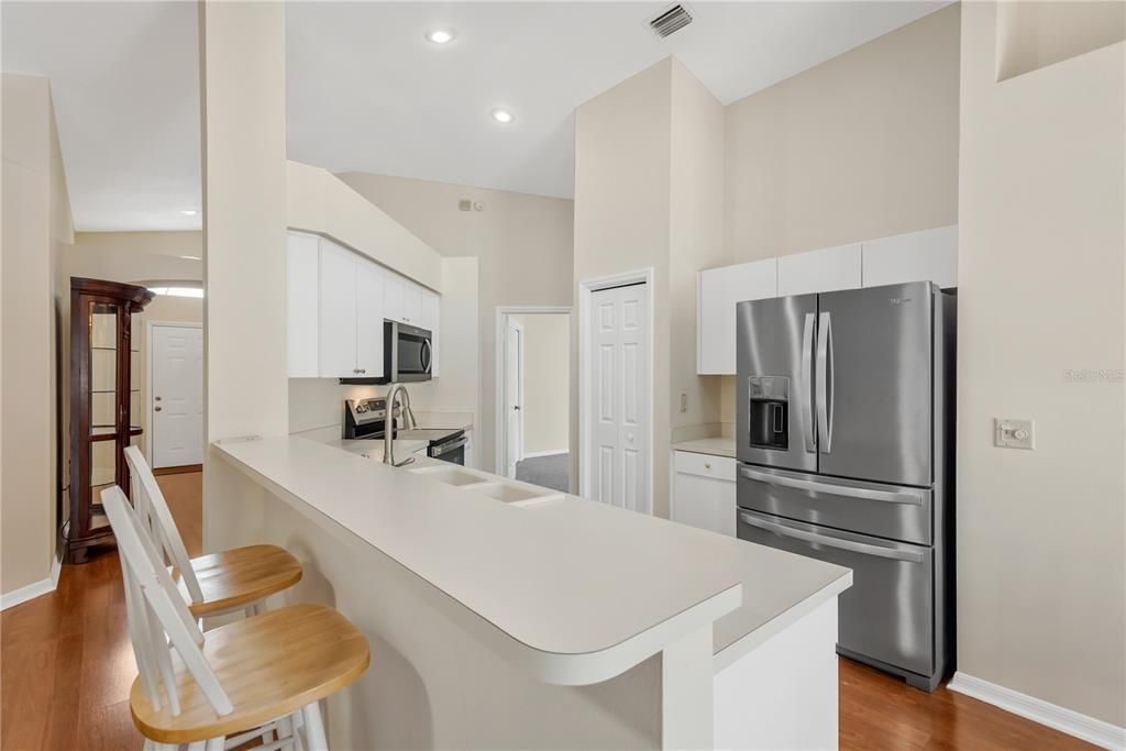 For Sale: $365,000 (4 beds, 2 baths, 1476 Square Feet)