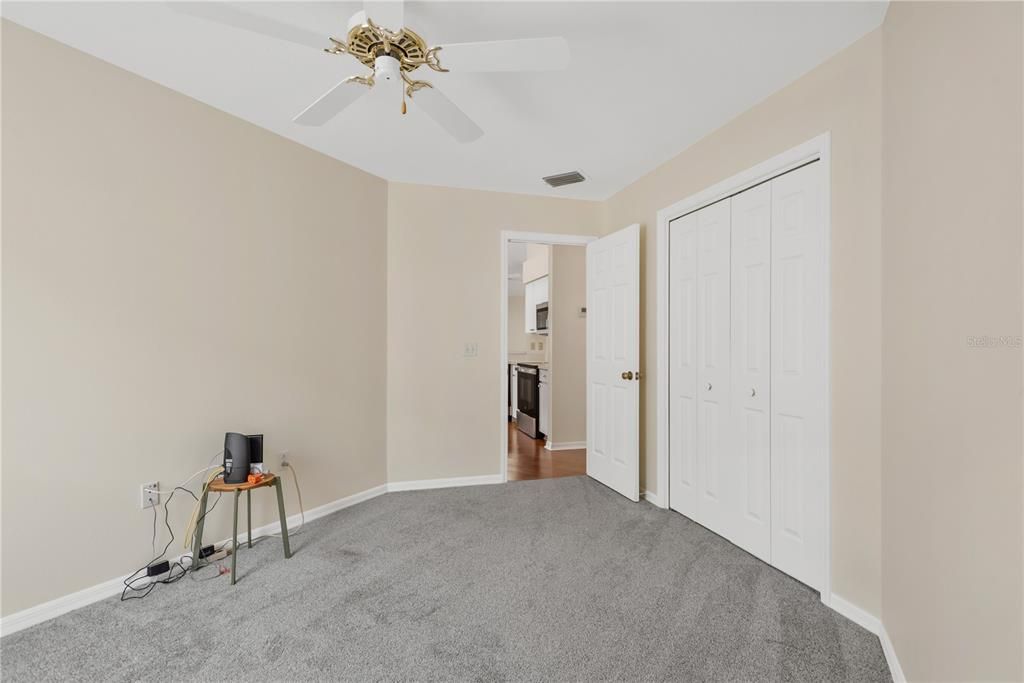 For Sale: $365,000 (4 beds, 2 baths, 1476 Square Feet)