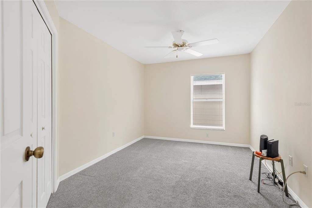 For Sale: $365,000 (4 beds, 2 baths, 1476 Square Feet)