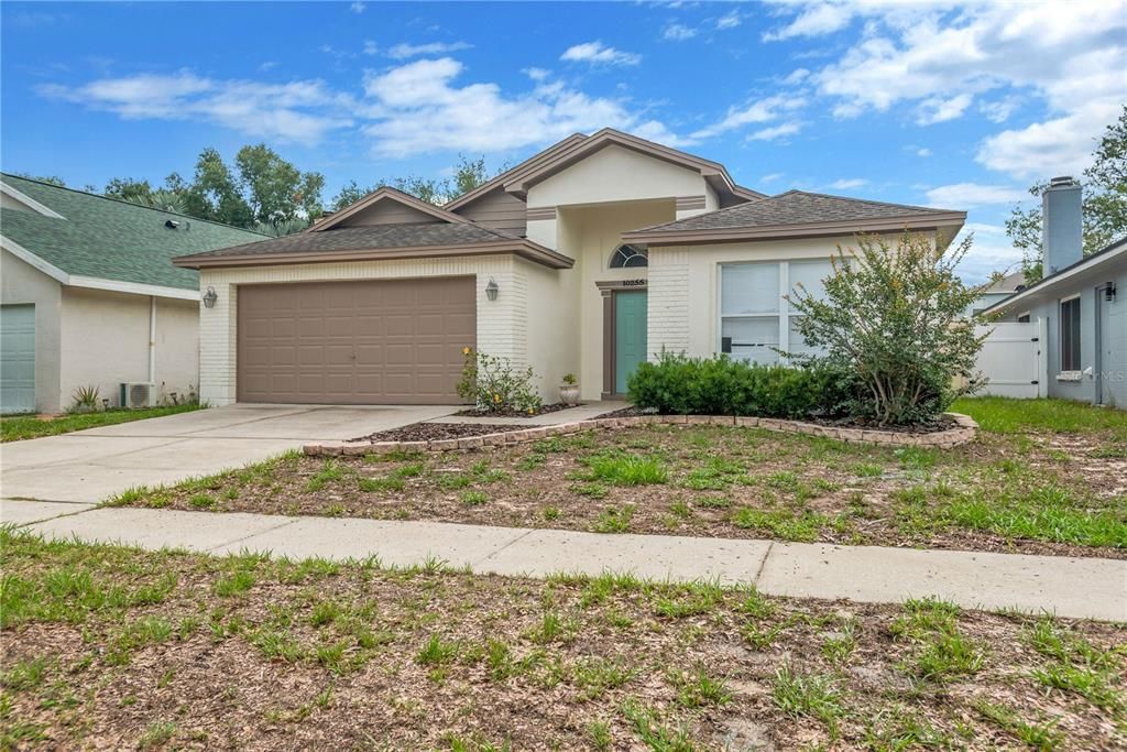 For Sale: $365,000 (4 beds, 2 baths, 1476 Square Feet)