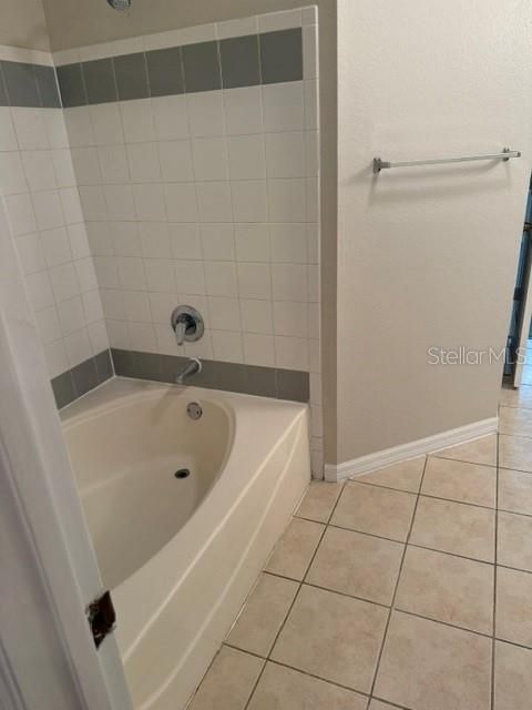 В аренду: $1,850 (3 спален, 2 ванн, 1387 Квадратных фут)