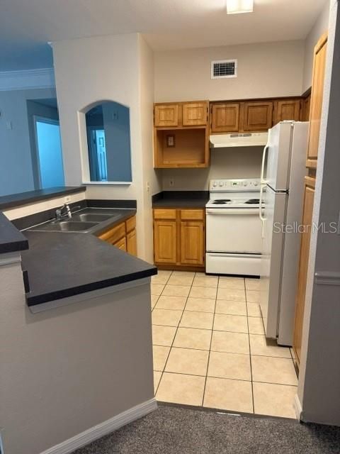 В аренду: $1,850 (3 спален, 2 ванн, 1387 Квадратных фут)