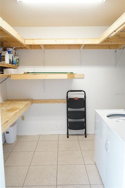 For Sale: $115,000 (1 beds, 1 baths, 675 Square Feet)