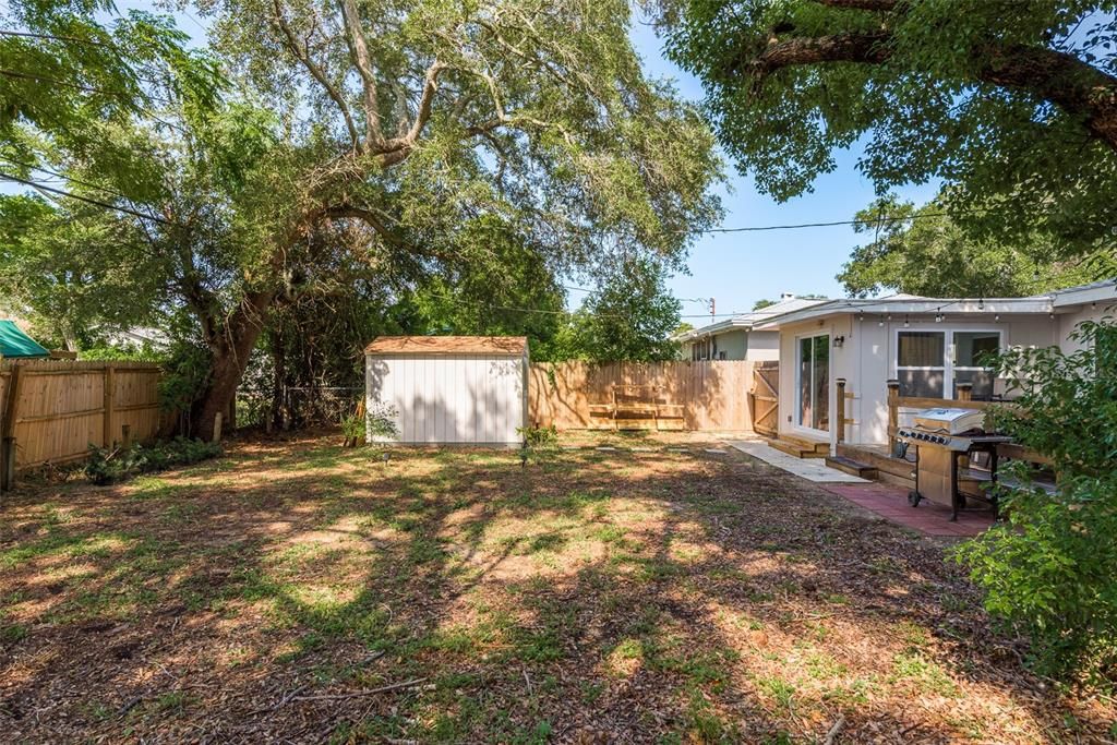 For Sale: $390,000 (3 beds, 2 baths, 1080 Square Feet)