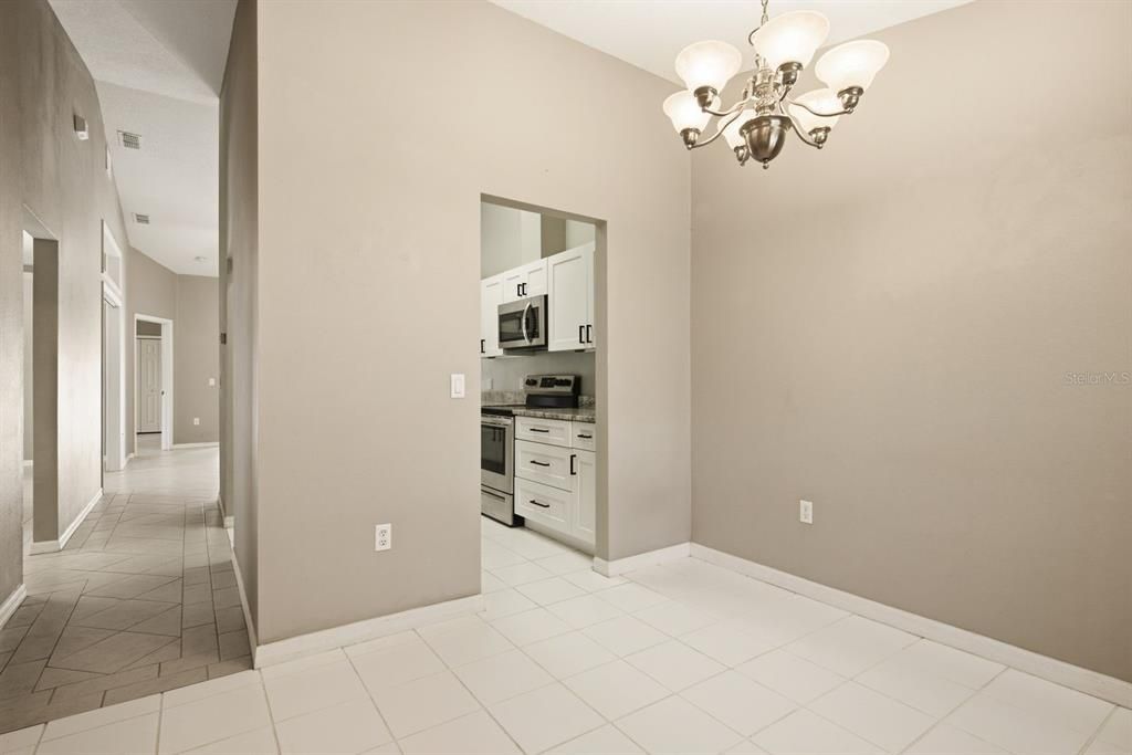 For Rent: $2,100 (2 beds, 2 baths, 1250 Square Feet)