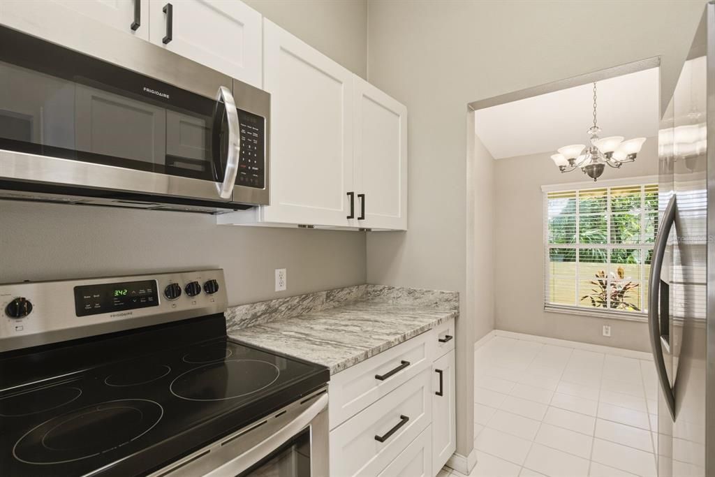 For Rent: $2,100 (2 beds, 2 baths, 1250 Square Feet)