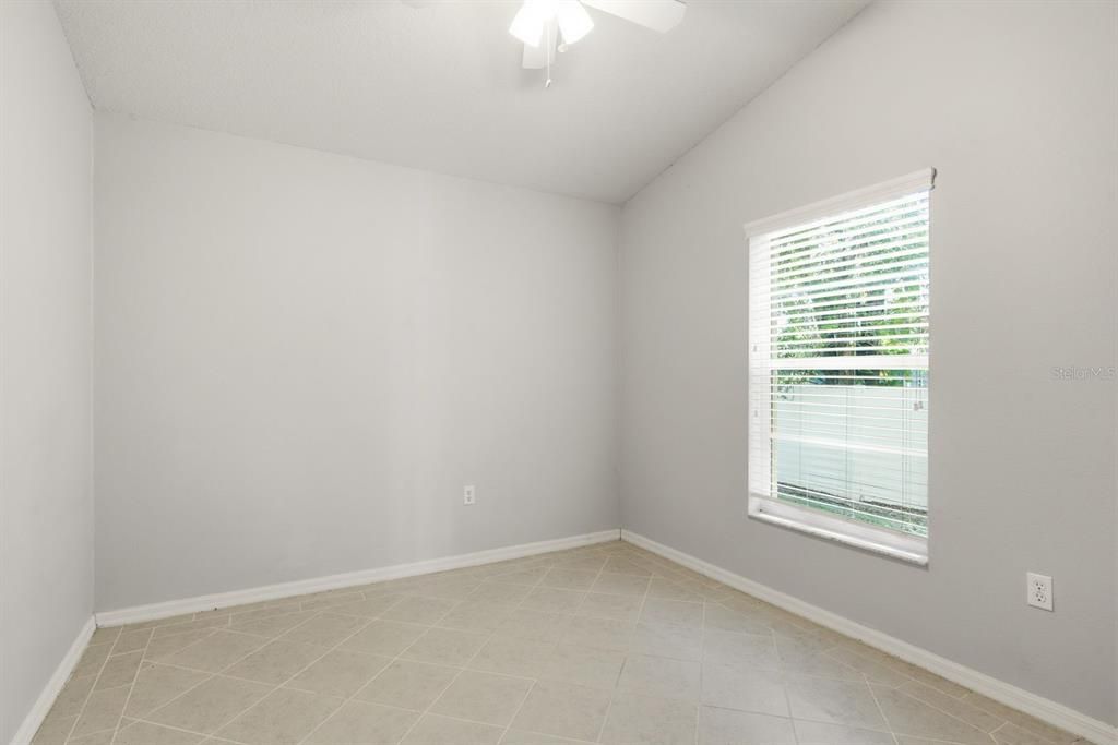 For Rent: $2,100 (2 beds, 2 baths, 1250 Square Feet)