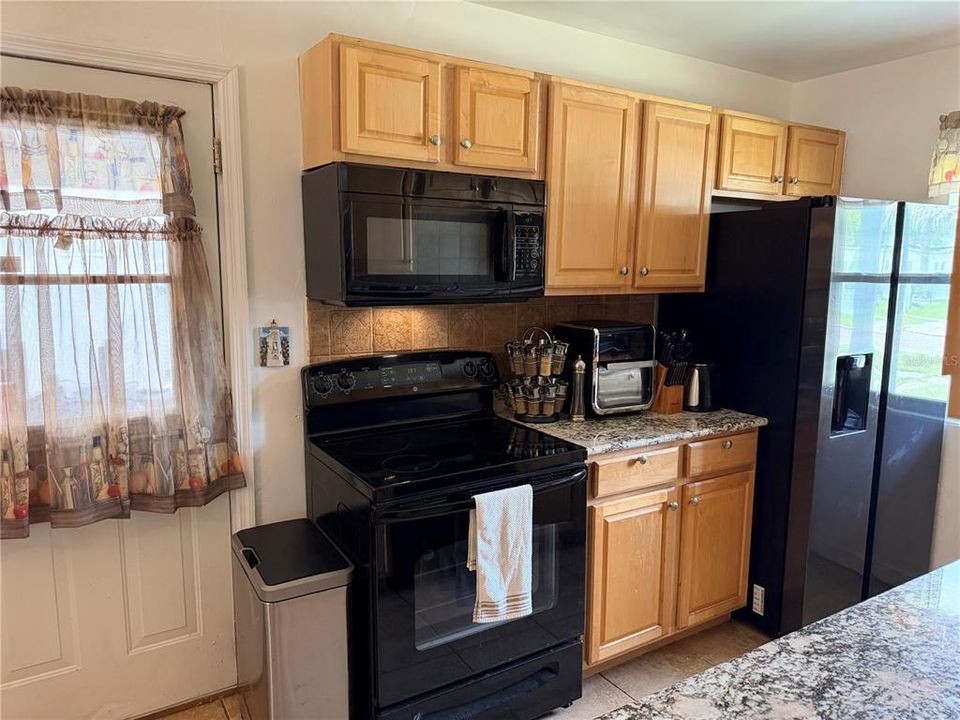 For Sale: $418,810 (4 beds, 1 baths, 2268 Square Feet)