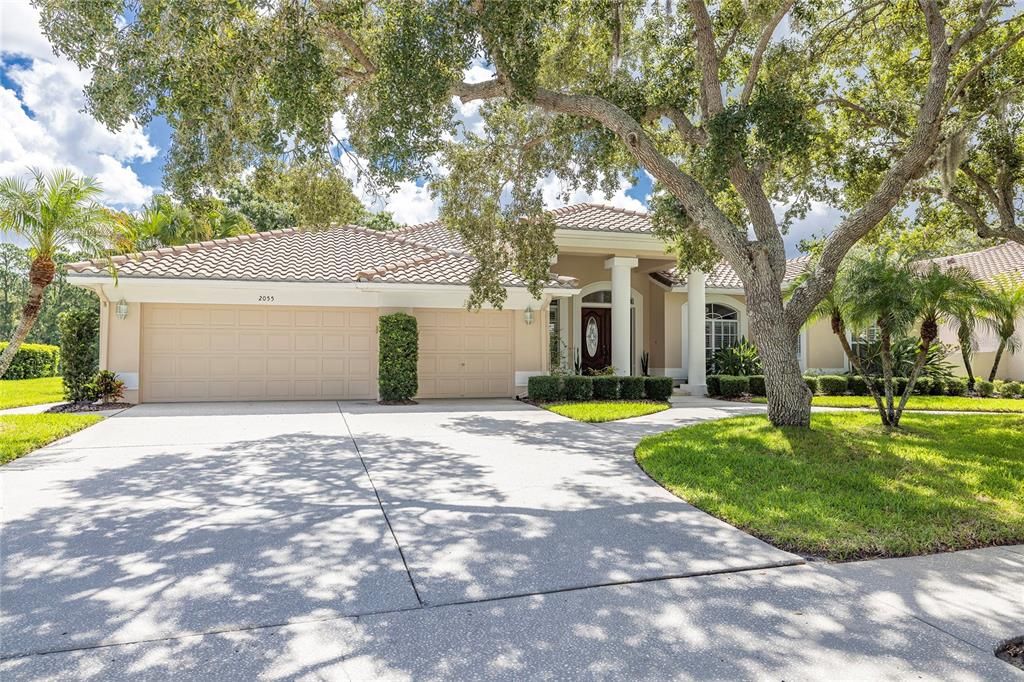 For Sale: $1,150,000 (3 beds, 3 baths, 3237 Square Feet)