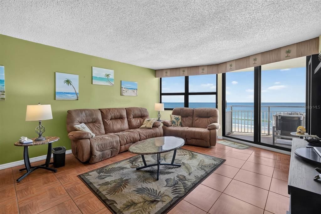 En Venta: $475,000 (2 camas, 2 baños, 1214 Pies cuadrados)