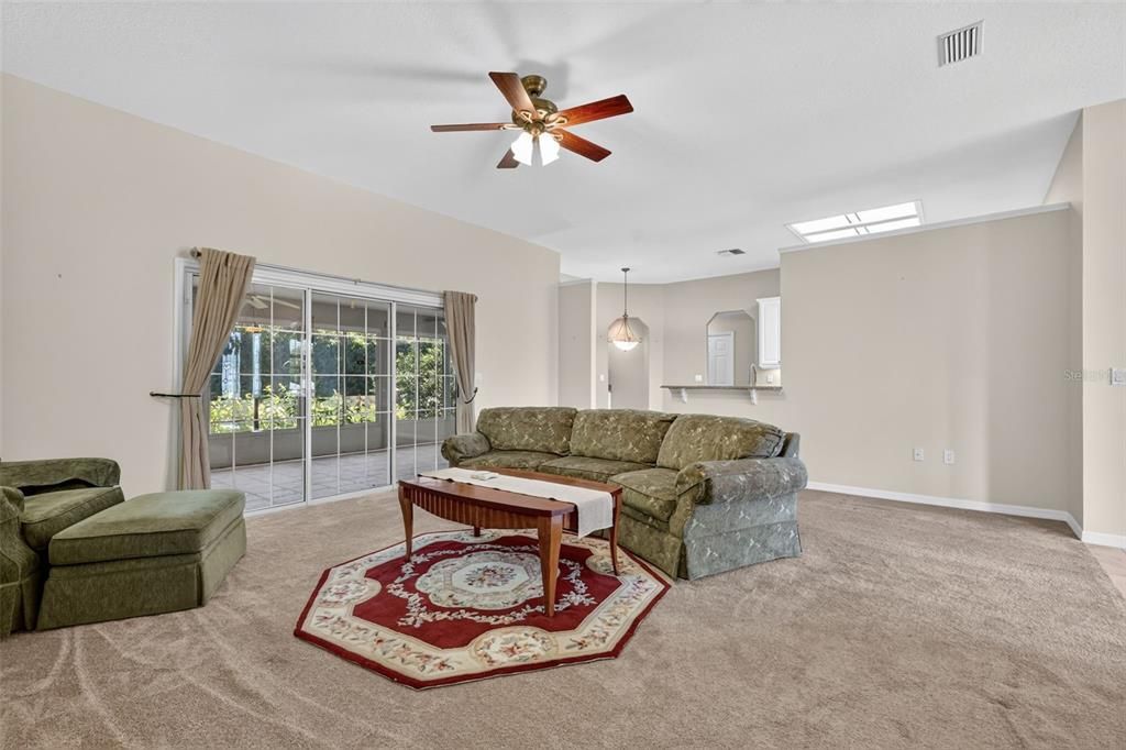 For Sale: $410,000 (3 beds, 2 baths, 2015 Square Feet)