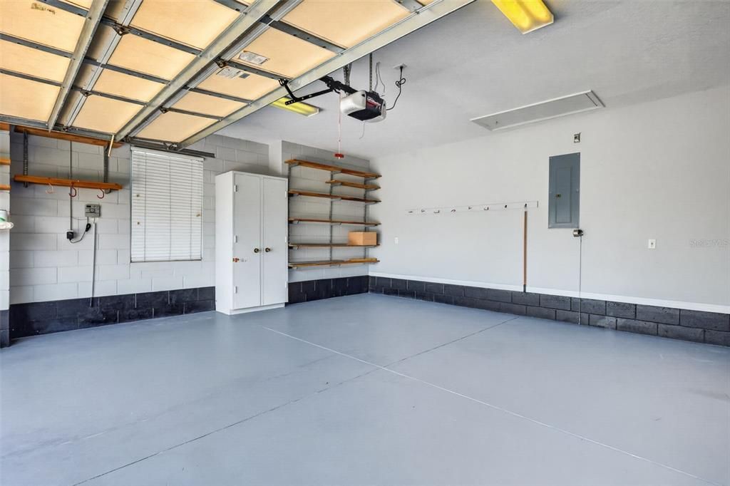 For Sale: $410,000 (3 beds, 2 baths, 2015 Square Feet)