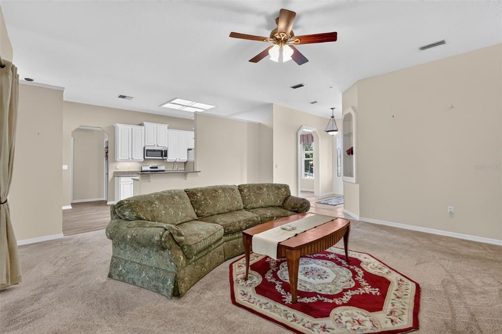 For Sale: $410,000 (3 beds, 2 baths, 2015 Square Feet)