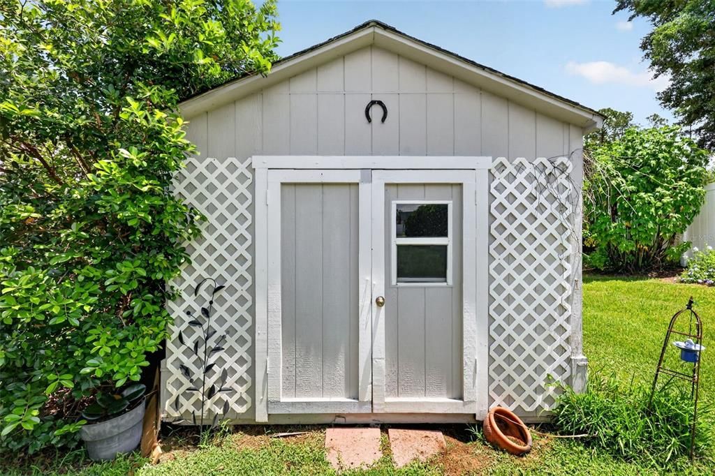 For Sale: $410,000 (3 beds, 2 baths, 2015 Square Feet)