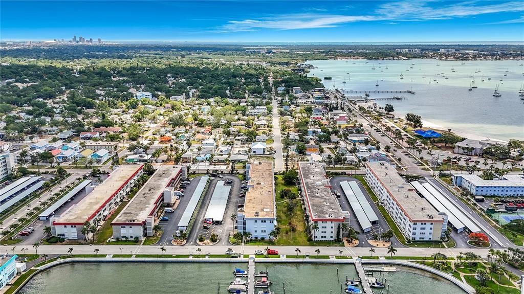 На продажу: $238,900 (1 спален, 1 ванн, 1060 Квадратных фут)