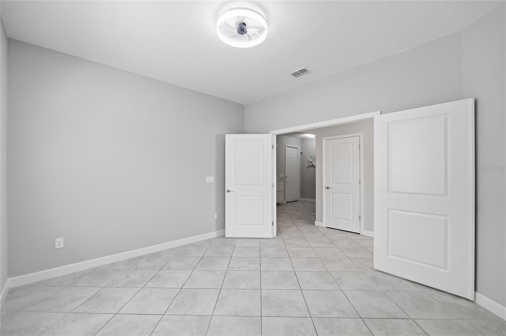 For Sale: $425,000 (4 beds, 2 baths, 2775 Square Feet)
