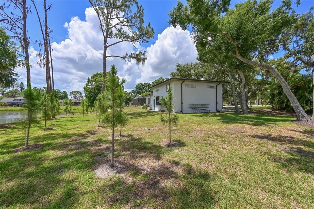 Activo con contrato: $989,900 (3 camas, 3 baños, 2820 Pies cuadrados)