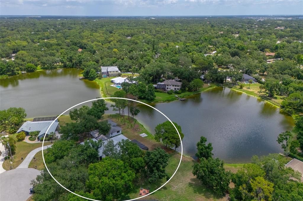 Activo con contrato: $989,900 (3 camas, 3 baños, 2820 Pies cuadrados)