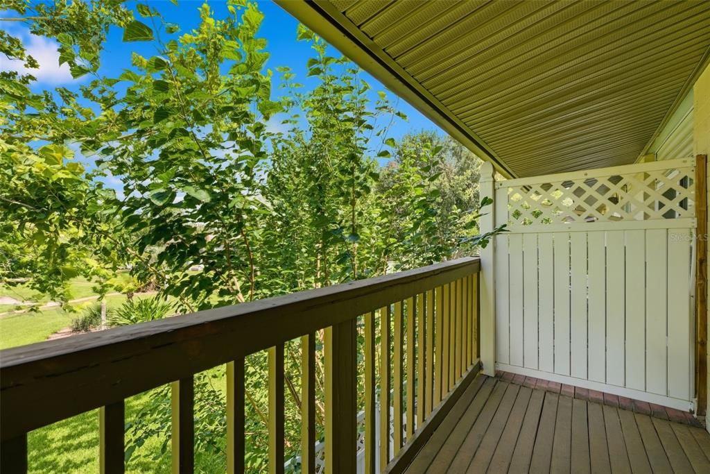 For Rent: $1,600 (2 beds, 1 baths, 881 Square Feet)