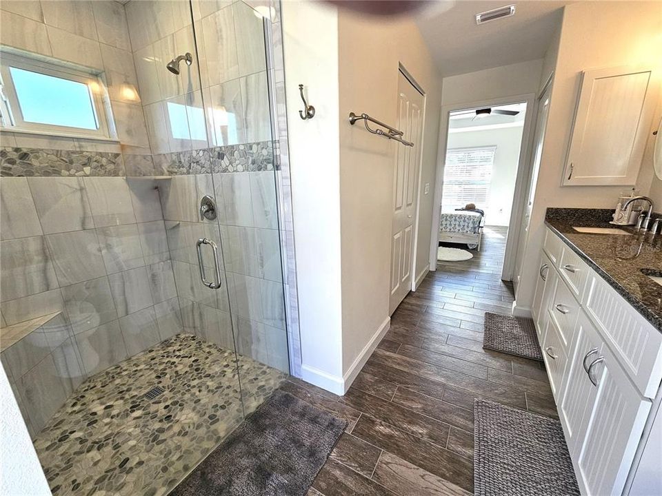 For Rent: $4,800 (3 beds, 2 baths, 1481 Square Feet)