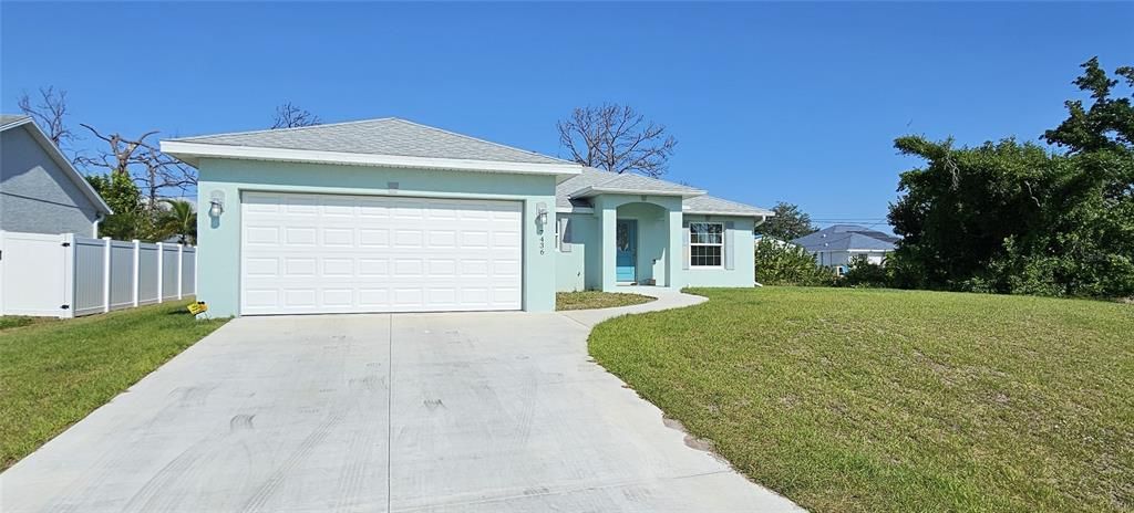 For Rent: $4,800 (3 beds, 2 baths, 1481 Square Feet)