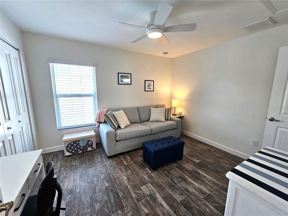 For Rent: $4,800 (3 beds, 2 baths, 1481 Square Feet)