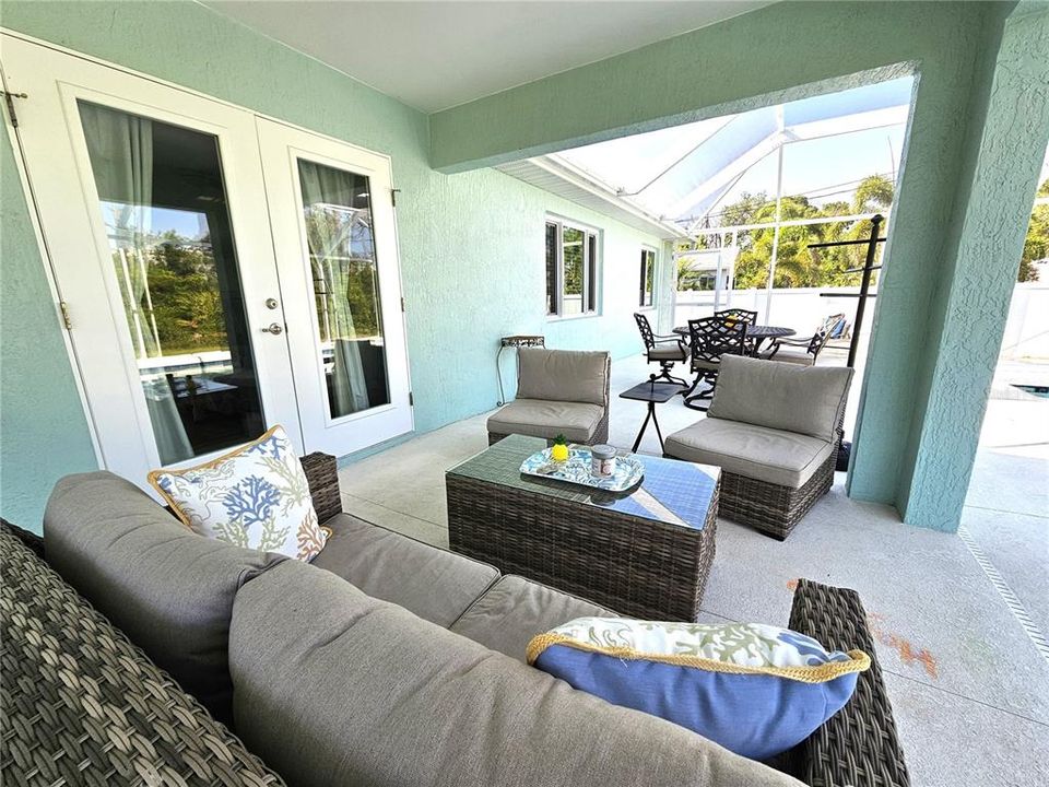 For Rent: $4,800 (3 beds, 2 baths, 1481 Square Feet)