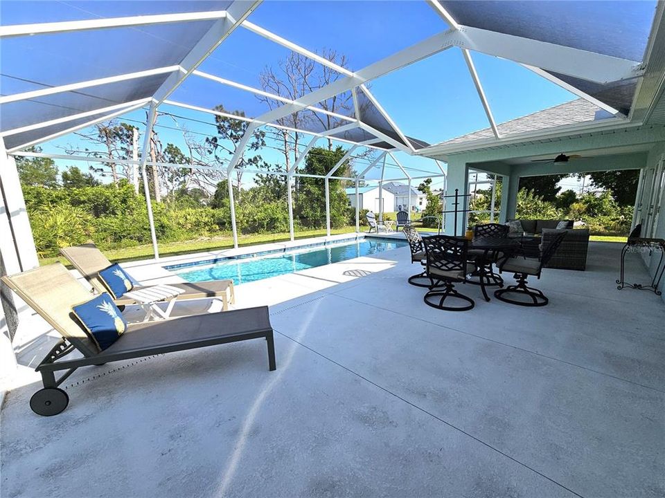 For Rent: $4,800 (3 beds, 2 baths, 1481 Square Feet)