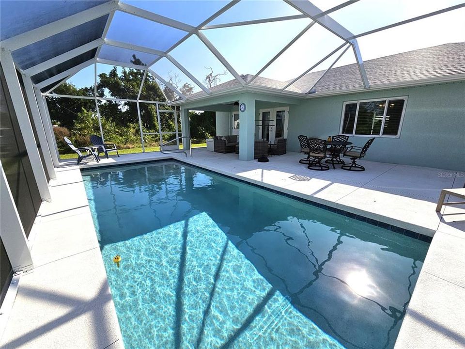 For Rent: $4,800 (3 beds, 2 baths, 1481 Square Feet)