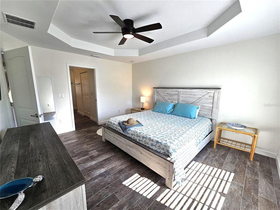 For Rent: $4,800 (3 beds, 2 baths, 1481 Square Feet)