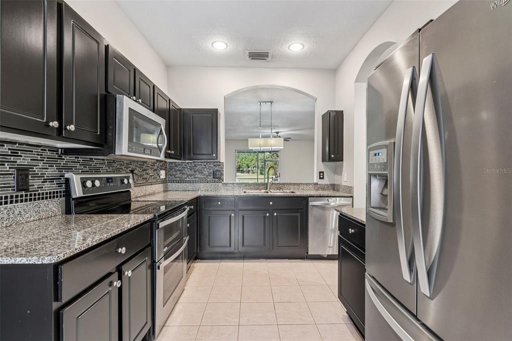 For Sale: $329,900 (3 beds, 2 baths, 2071 Square Feet)