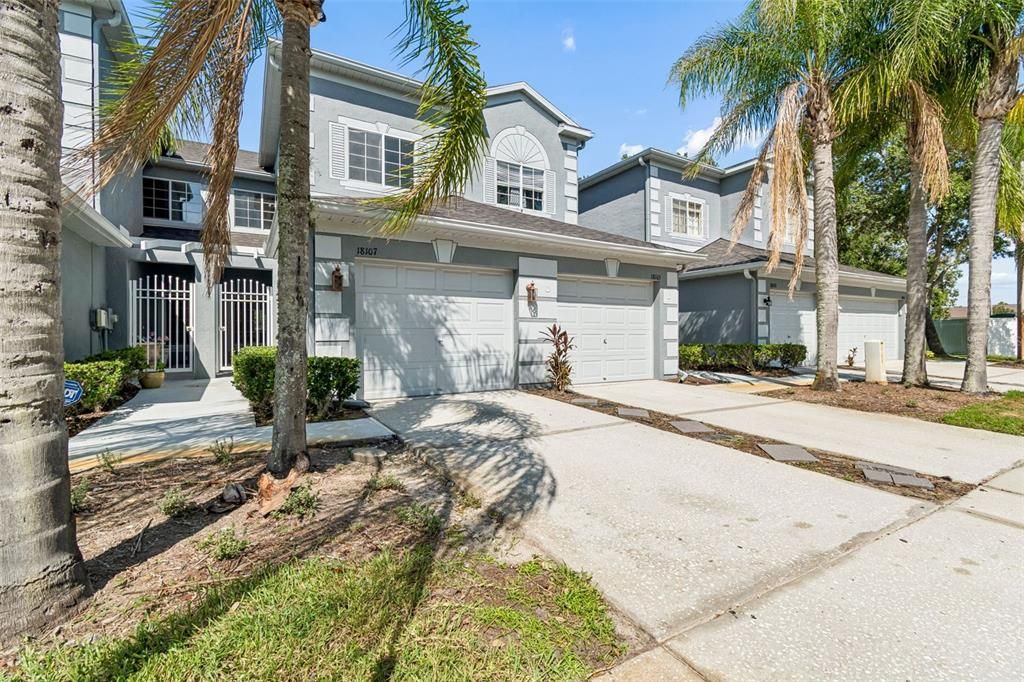 For Sale: $329,900 (3 beds, 2 baths, 2071 Square Feet)