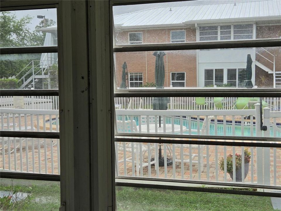 For Rent: $2,000 (3 beds, 2 baths, 1250 Square Feet)