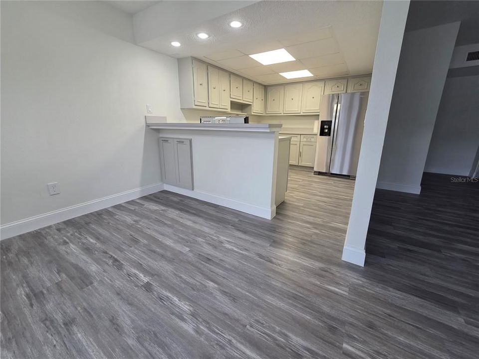 For Rent: $2,000 (3 beds, 2 baths, 1250 Square Feet)