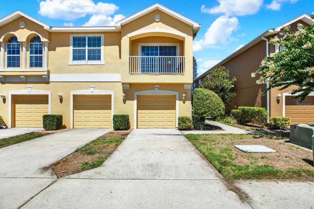 En Venta: $215,000 (2 camas, 2 baños, 1018 Pies cuadrados)