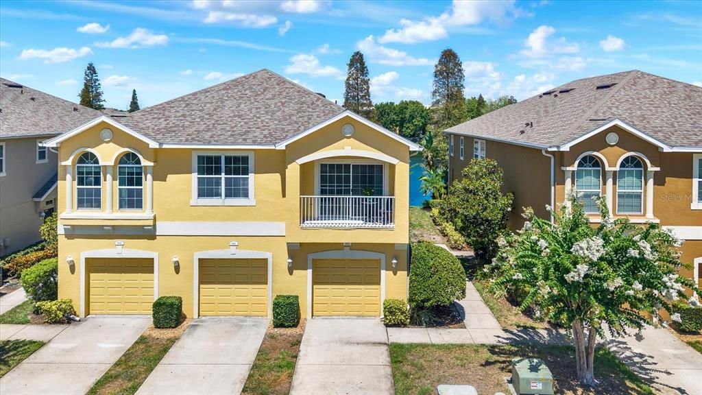 En Venta: $215,000 (2 camas, 2 baños, 1018 Pies cuadrados)