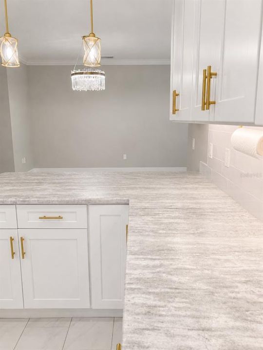 For Rent: $3,000 (4 beds, 2 baths, 1958 Square Feet)